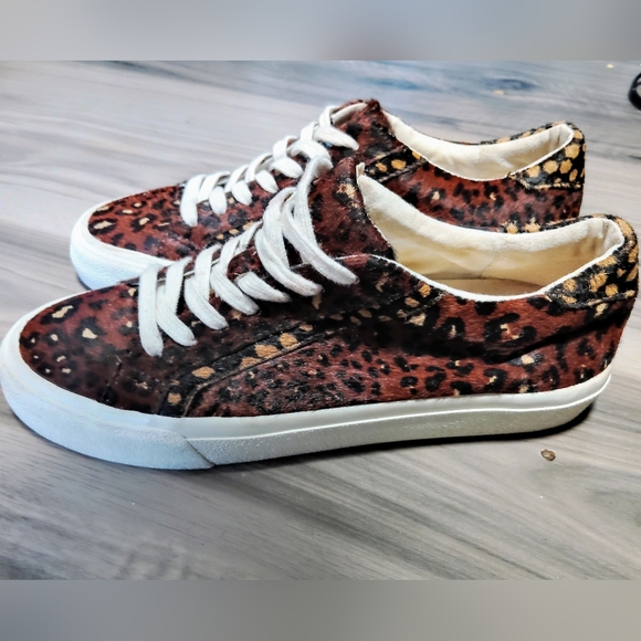 Madewell Womens Sz 7.5 Sidewalk Low-Top Sneakers leopard painted Calf Hair - Picture 4 of 7